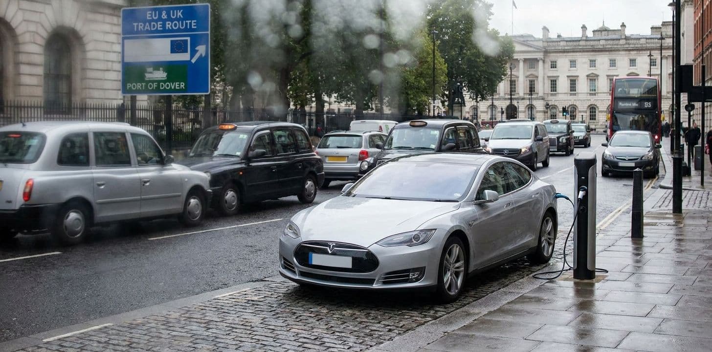 Brexit EV tariffs: Why car makers want another EU delay
